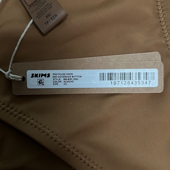 SKIMS swim bottoms - Picture 3 of 3